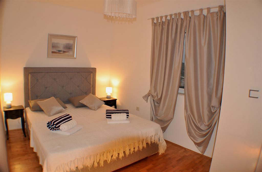 Holiday Home Harmony Žrnovnica Εξωτερικό φωτογραφία