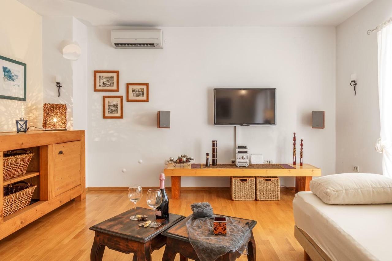 Holiday Home Harmony Žrnovnica Εξωτερικό φωτογραφία