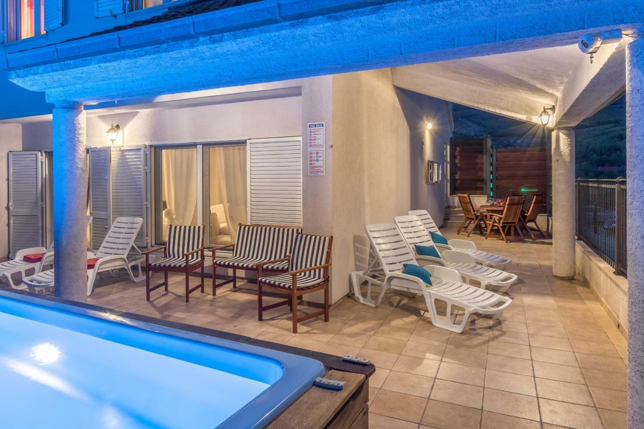 Holiday Home Harmony Žrnovnica Εξωτερικό φωτογραφία