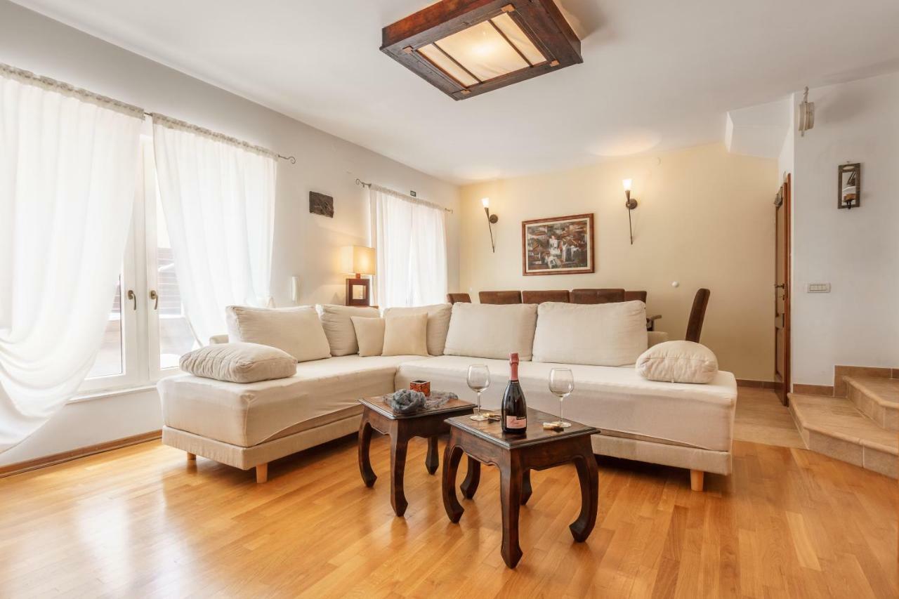 Holiday Home Harmony Žrnovnica Εξωτερικό φωτογραφία