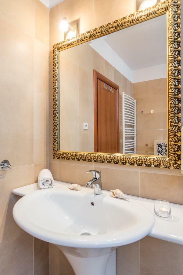 Holiday Home Harmony Žrnovnica Εξωτερικό φωτογραφία