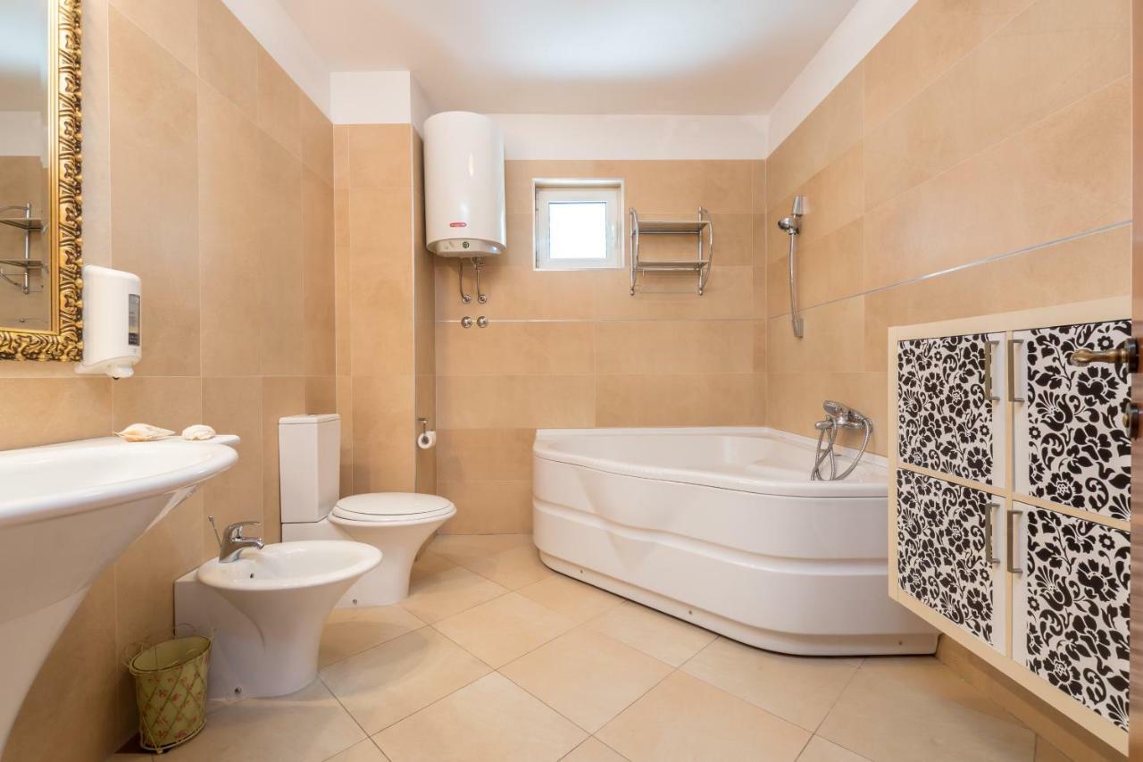 Holiday Home Harmony Žrnovnica Εξωτερικό φωτογραφία